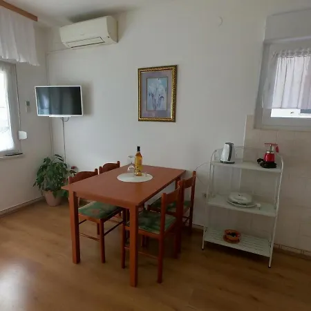 With A Parking Space - Diklo, - 20896 Apartment Zadar