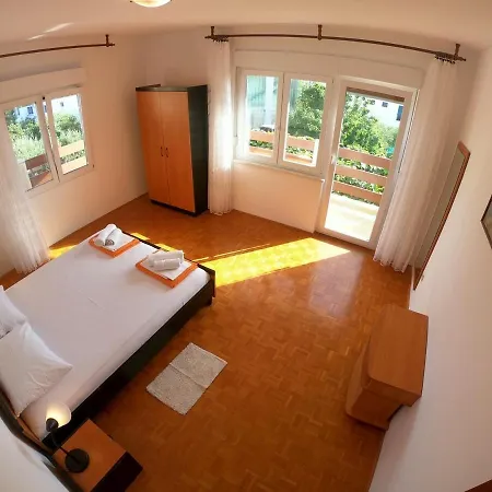 With A Parking Space - Diklo, - 20896 Apartment Zadar