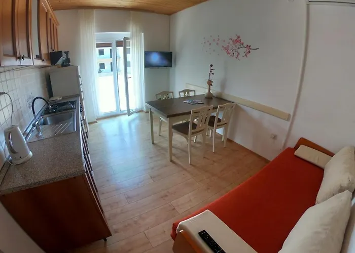 Apartamento With Parking Space - Diklo, - 20896 Zadar