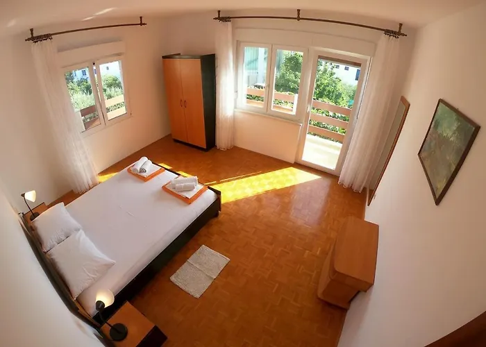With Parking Space - Diklo, - 20896 Apartamento Zadar